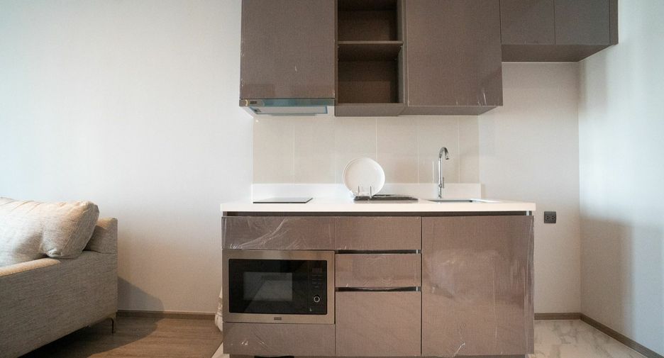 For sale studio condo in Watthana, Bangkok
