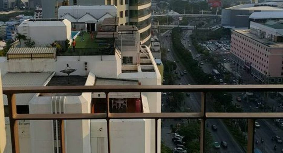 For rent studio condo in Din Daeng, Bangkok