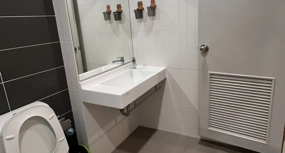 For sale 1 bed condo in Mueang Samut Prakan, Samut Prakan