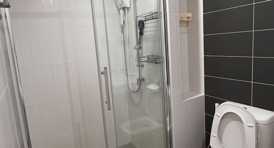 For sale 1 bed condo in Mueang Samut Prakan, Samut Prakan