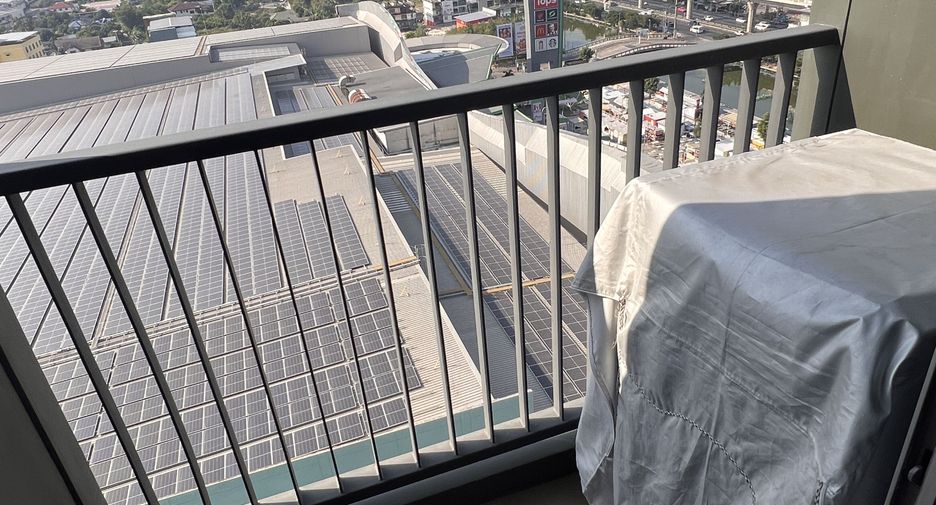 For sale 1 bed condo in Mueang Samut Prakan, Samut Prakan