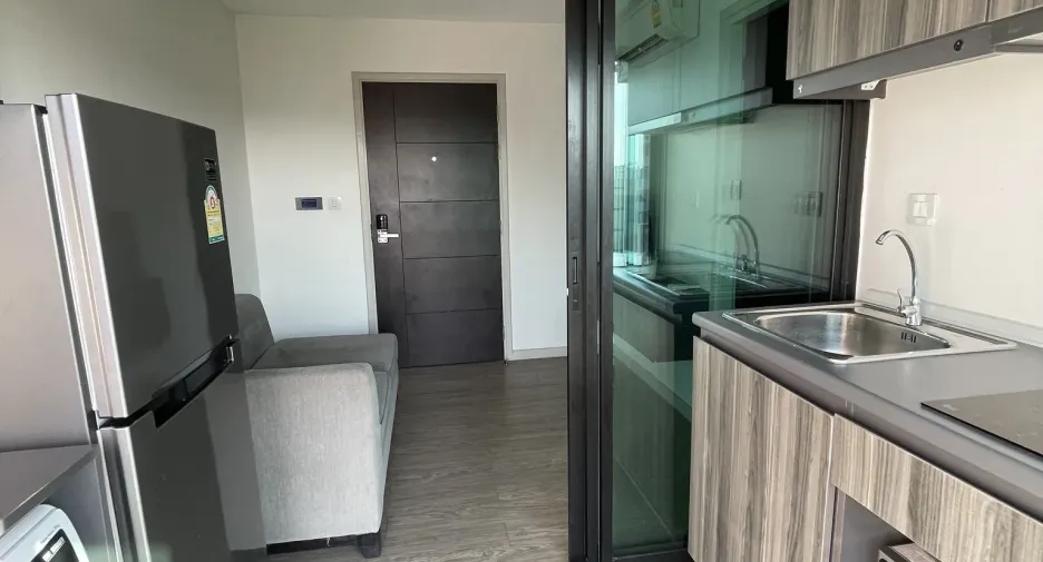 For rent studio condo in Bang Na, Bangkok