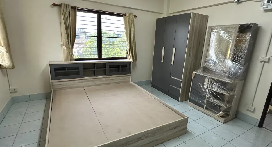 À louer 1 chambre appartement à Bangkok Noi, Bangkok