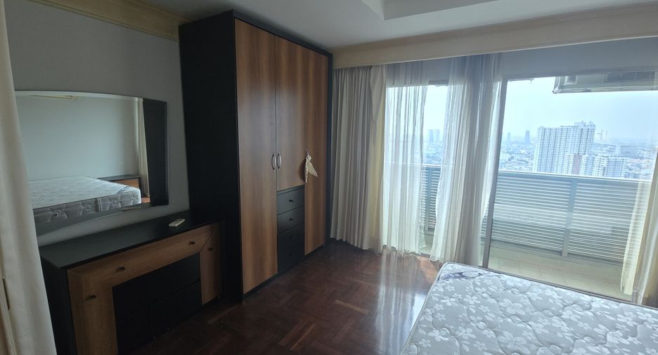 For sale and for rent 1 bed condo in Yan Nawa, Bangkok