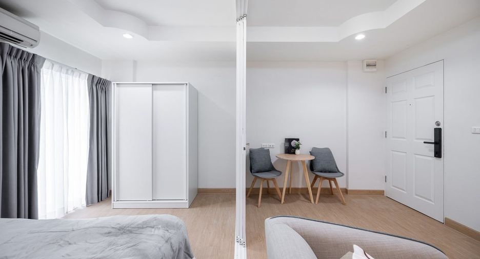 For sale 1 bed condo in Lat Phrao, Bangkok