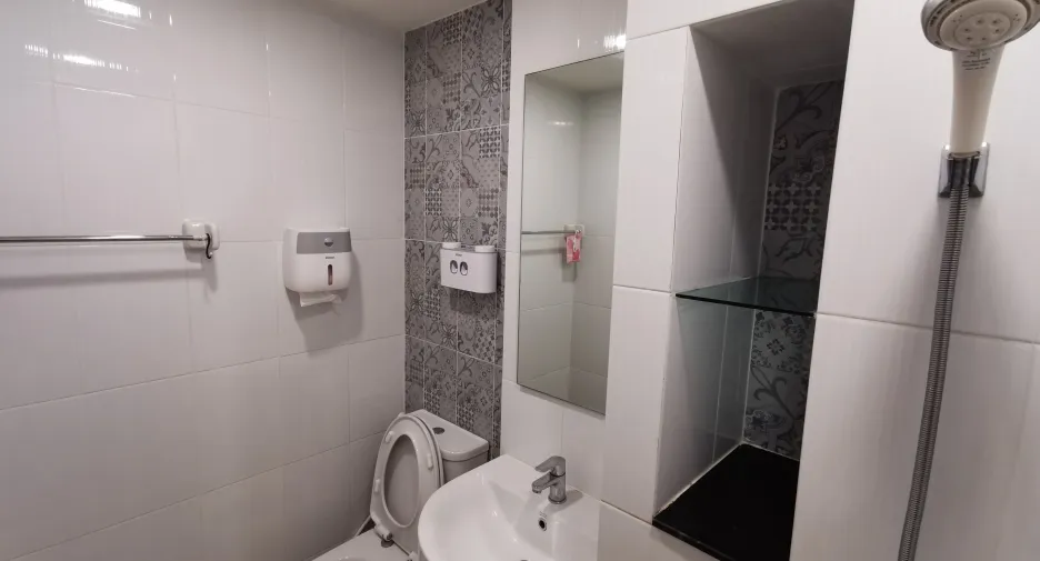 For rent 1 bed condo in Khan Na Yao, Bangkok