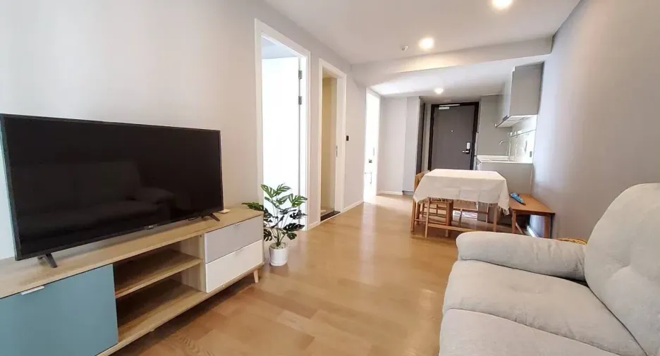 For sale 2 bedrooms condo in Phaya Thai, Bangkok