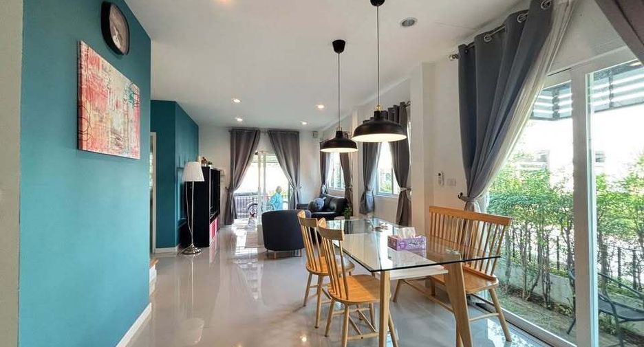 For sale and for rent 4 bedrooms house in Prawet, Bangkok