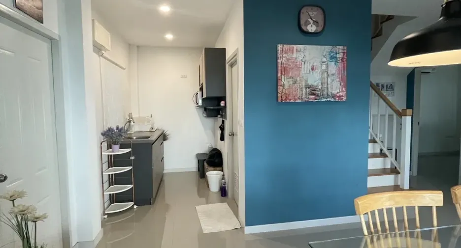 For sale and for rent 4 bedrooms house in Prawet, Bangkok