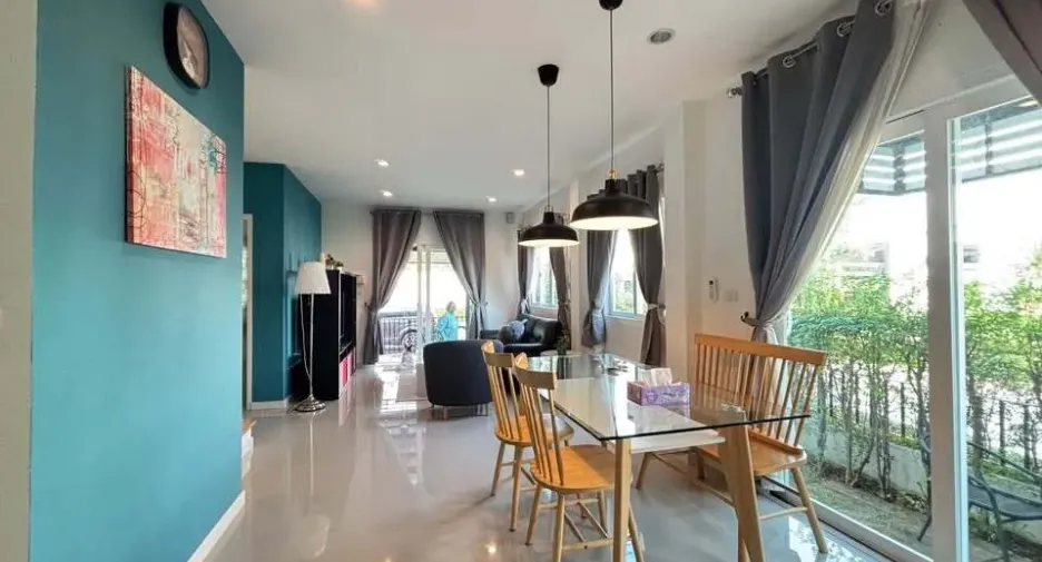 For sale and for rent 4 bedrooms house in Prawet, Bangkok