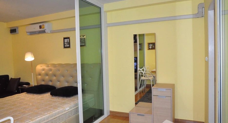 For rent 1 bed condo in Huai Khwang, Bangkok