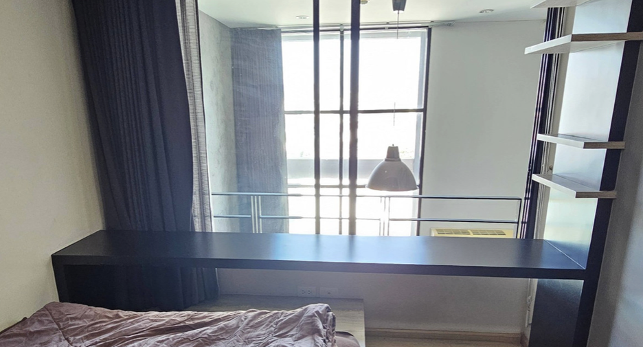 For sale 1 bed condo in Huai Khwang, Bangkok