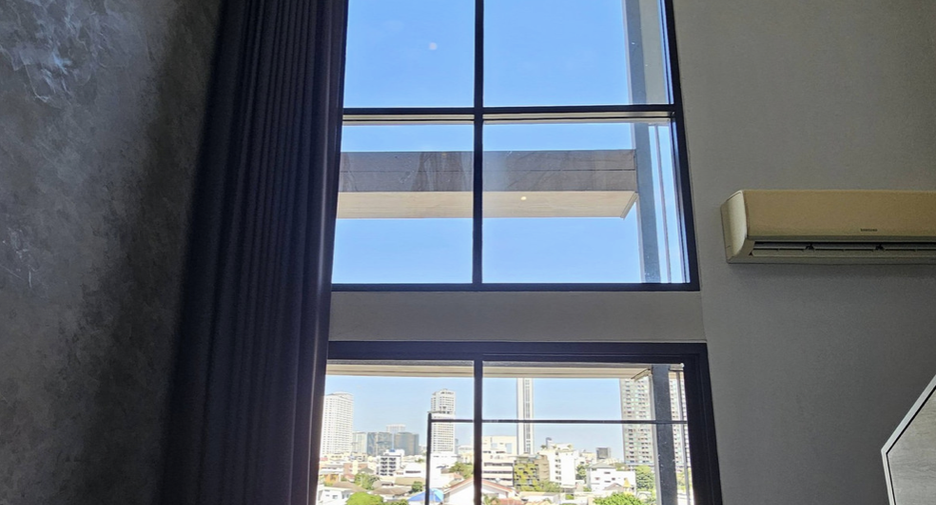 For sale 1 bed condo in Huai Khwang, Bangkok