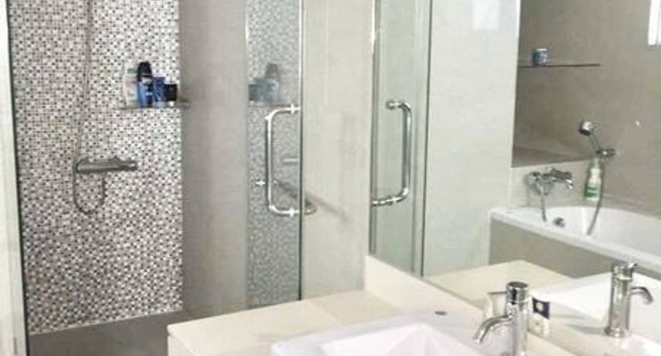 For sale 2 bedrooms condo in Pathum Wan, Bangkok