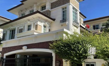For sale 4 ベッドルーム house in Chatuchak, Bangkok