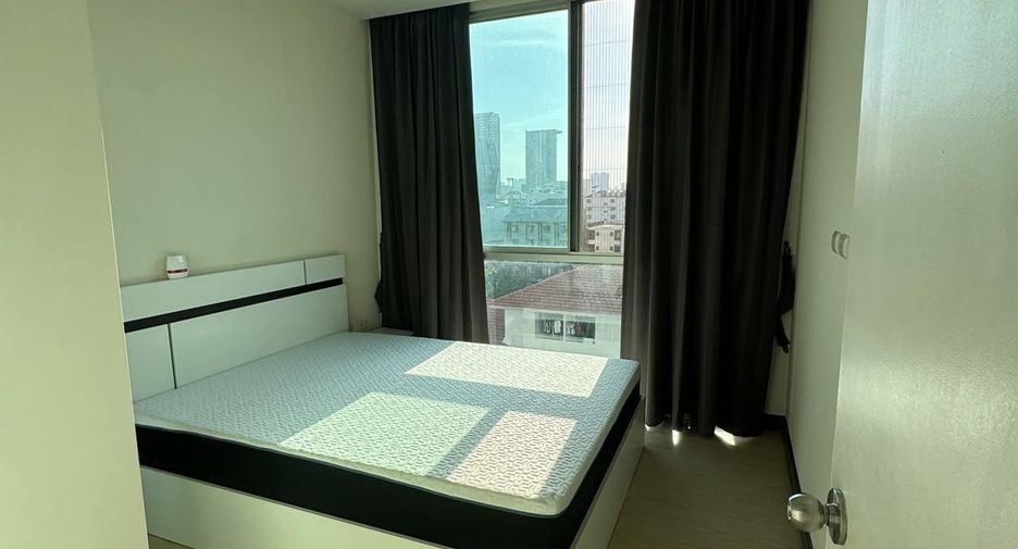 For sale 1 bed condo in Bang Kapi, Bangkok