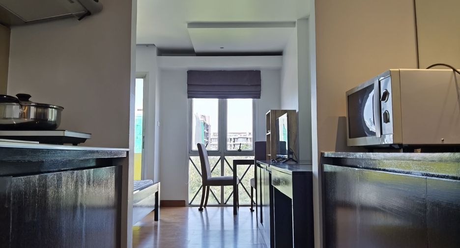 For rent studio condo in Huai Khwang, Bangkok