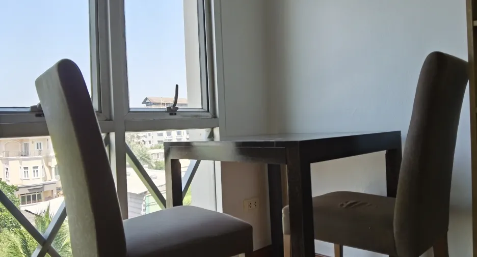 For rent studio condo in Huai Khwang, Bangkok