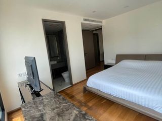 For sale 3 ベッドルーム condo in Khlong Toei, Bangkok