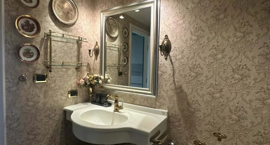 For sale and for rent 2 bedrooms condo in Khlong Toei, Bangkok