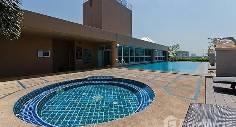 For sale and for rent 1 bed condo in Watthana, Bangkok