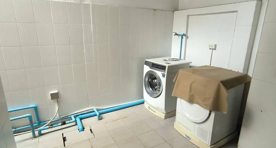 For sale and for rent 3 bedrooms townhouse in Thung Khru, Bangkok
