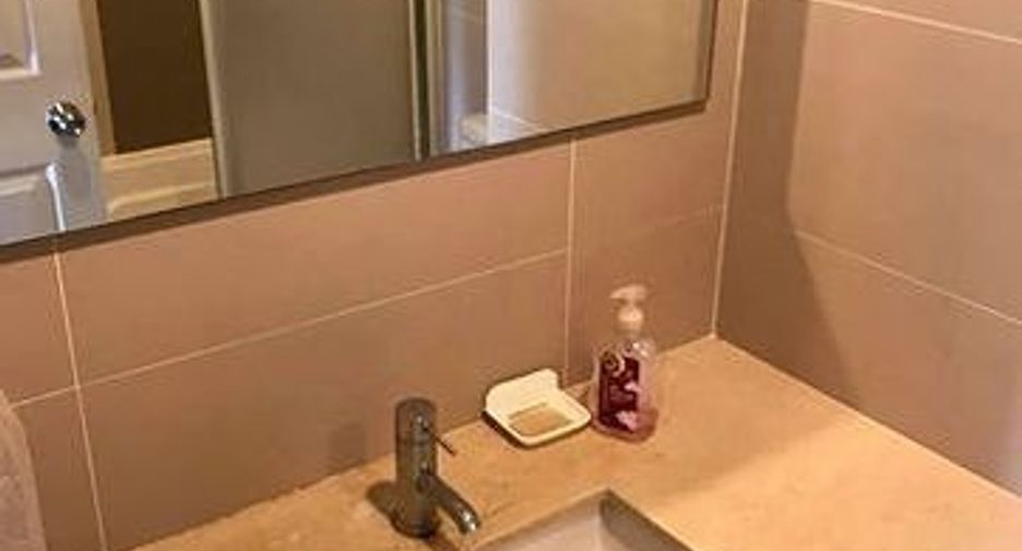 For rent 1 bed condo in Bang Phlat, Bangkok
