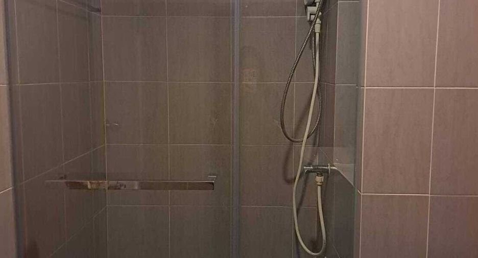 For rent studio condo in Mueang Samut Prakan, Samut Prakan