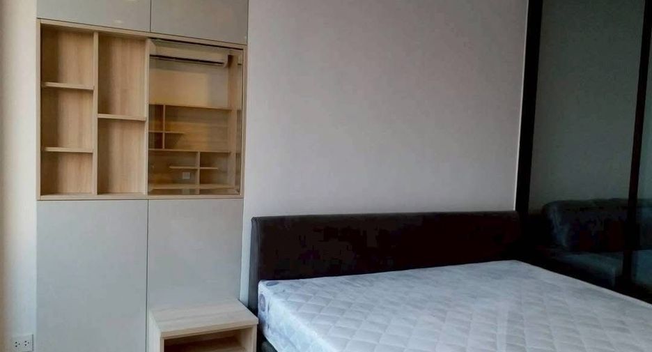 À vendre et à louer studio condo à Sathon, Bangkok