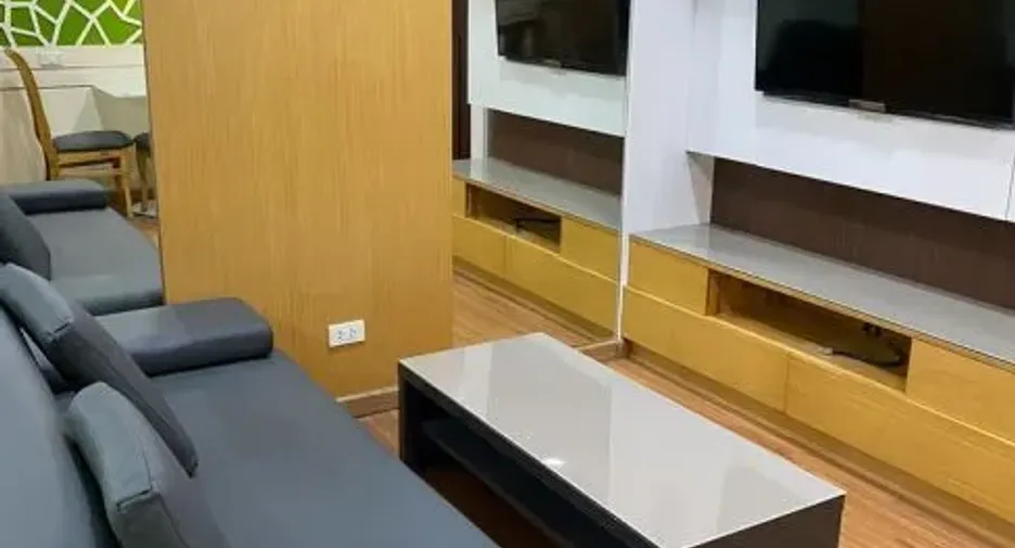 For sale 1 bed condo in Pathum Wan, Bangkok