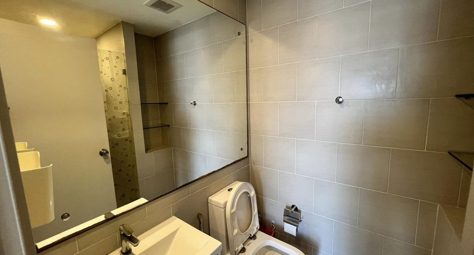 For rent 1 bed condo in Bang Phlat, Bangkok