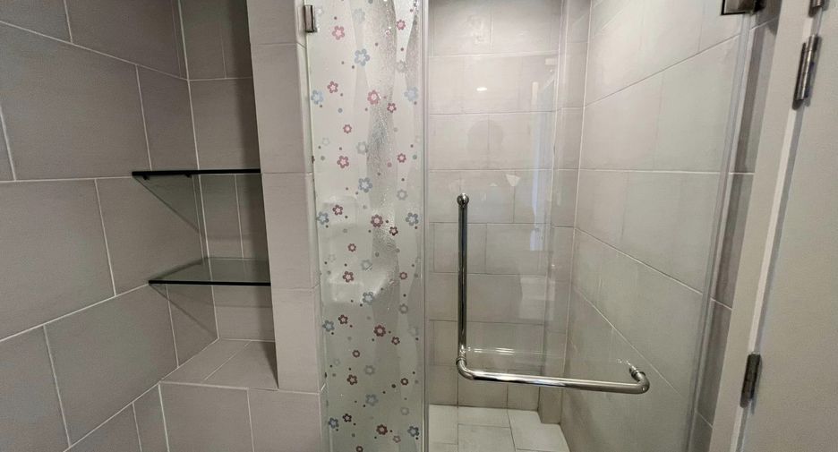 For rent 1 bed condo in Bang Phlat, Bangkok