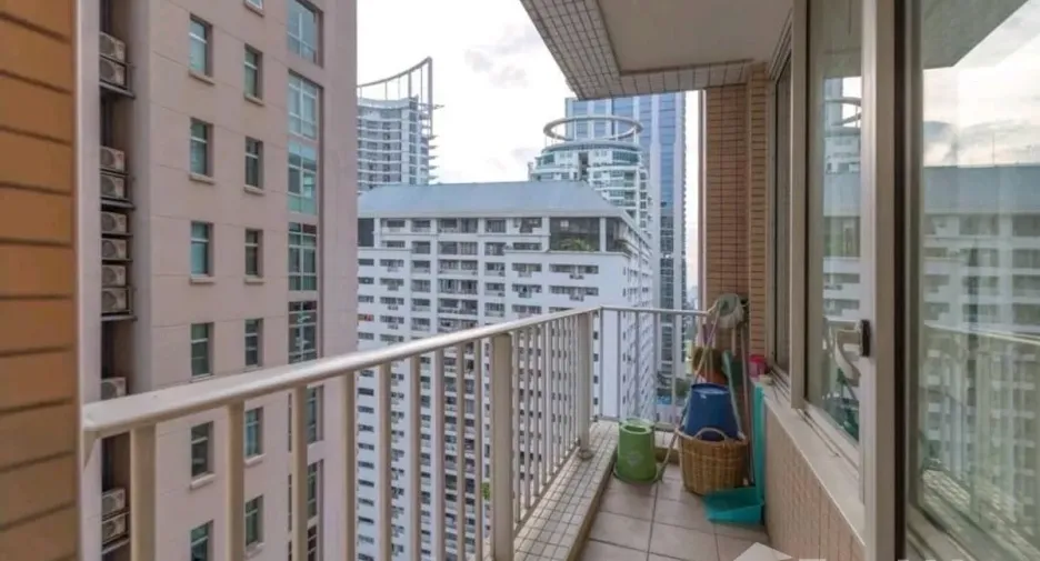 For sale and for rent 2 bedrooms condo in Pathum Wan, Bangkok
