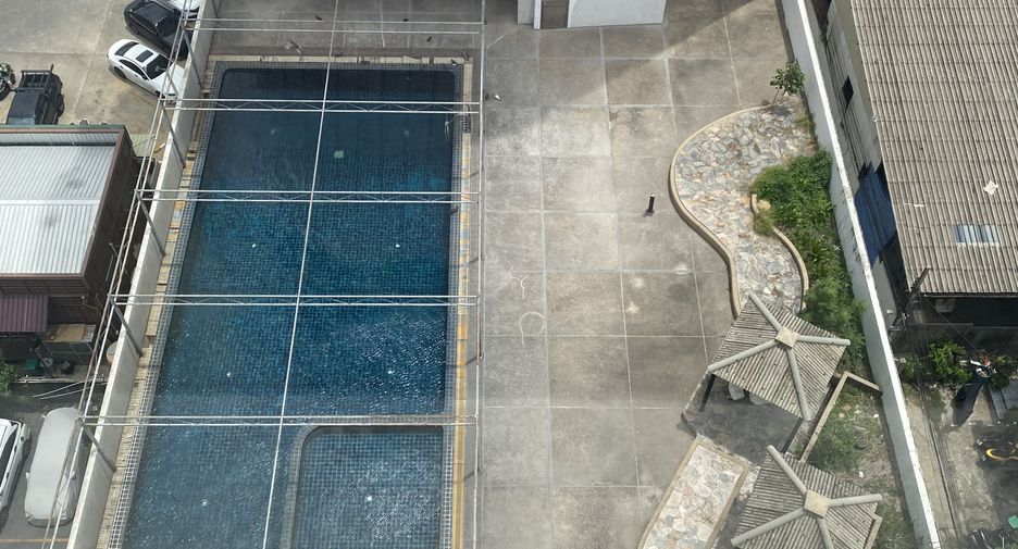 For sale studio condo in Suan Luang, Bangkok