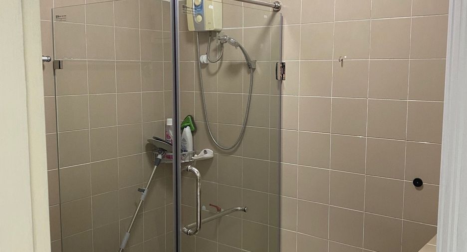 For sale studio condo in Suan Luang, Bangkok