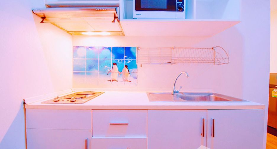 For rent 1 bed condo in Huai Khwang, Bangkok