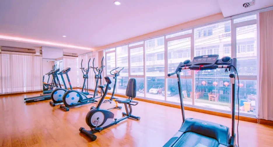 For rent 1 bed condo in Huai Khwang, Bangkok