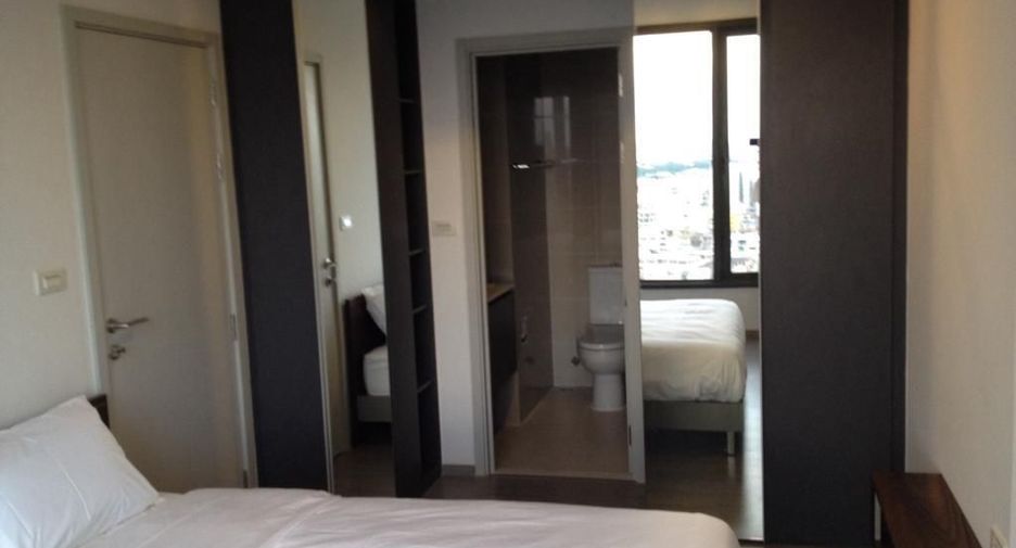 For sale 1 bed condo in Khlong San, Bangkok