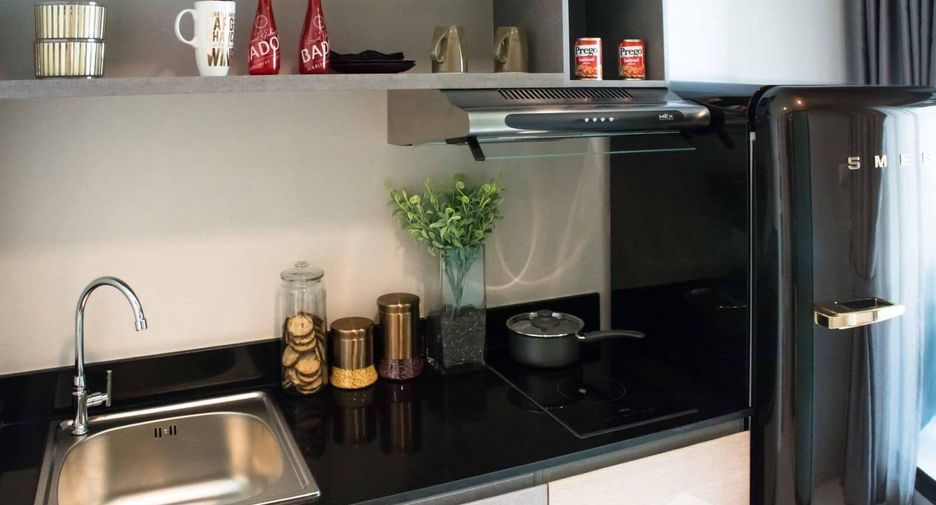 For sale studio condo in Bang Na, Bangkok