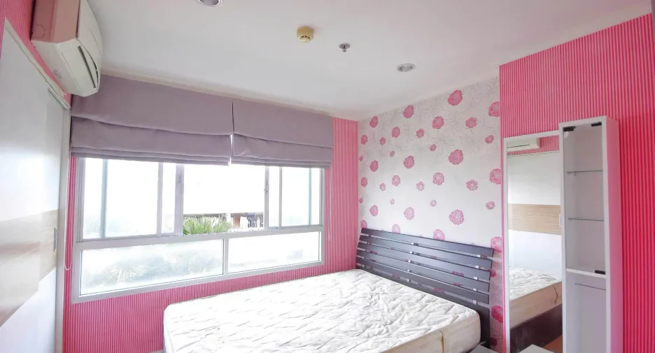 For rent 1 bed condo in Wang Thonglang, Bangkok