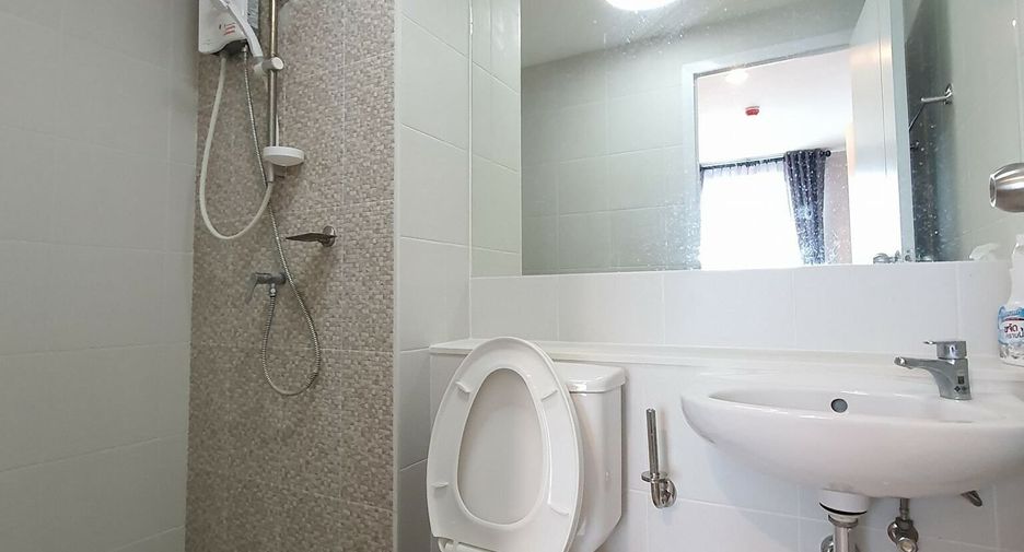 À vendre 1 chambre condo à Lat Phrao, Bangkok
