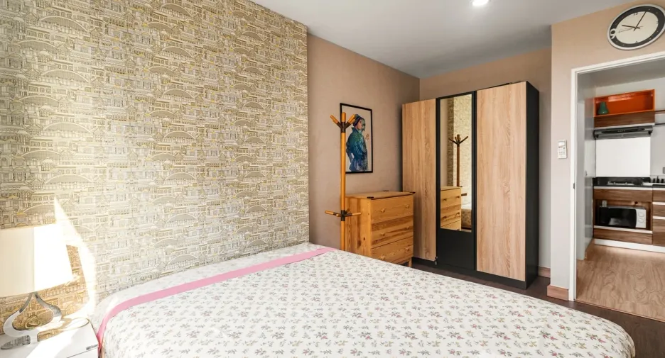 For rent 1 bed condo in Mueang Samut Prakan, Samut Prakan