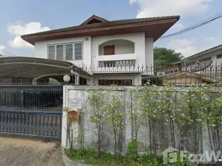 Haus zum Kauf mit 5 Zimmer in Chatuchak, Bangkok