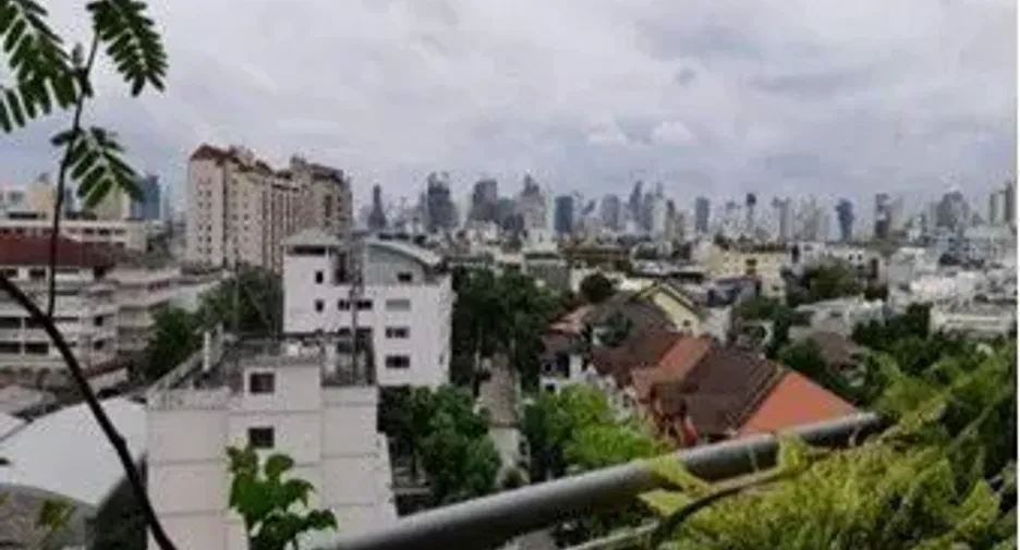 For sale 2 bedrooms condo in Watthana, Bangkok