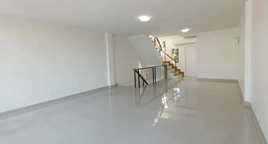 For sale and for rent 2 bedrooms townhouse in Prawet, Bangkok
