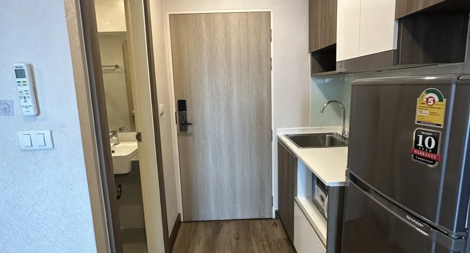 For sale studio condo in Bangkok Noi, Bangkok