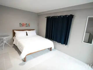 For Rent 1 Bedroom Apartment In Huai Khwang, Bangkok