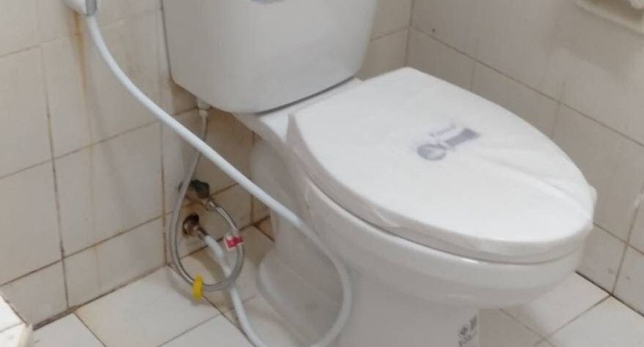 For rent 2 bedrooms townhouse in Sai Mai, Bangkok
