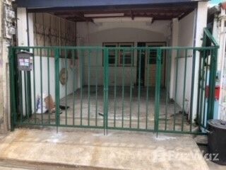 For Rent 2 Bedroom Townhouse In Sai Mai, Bangkok
