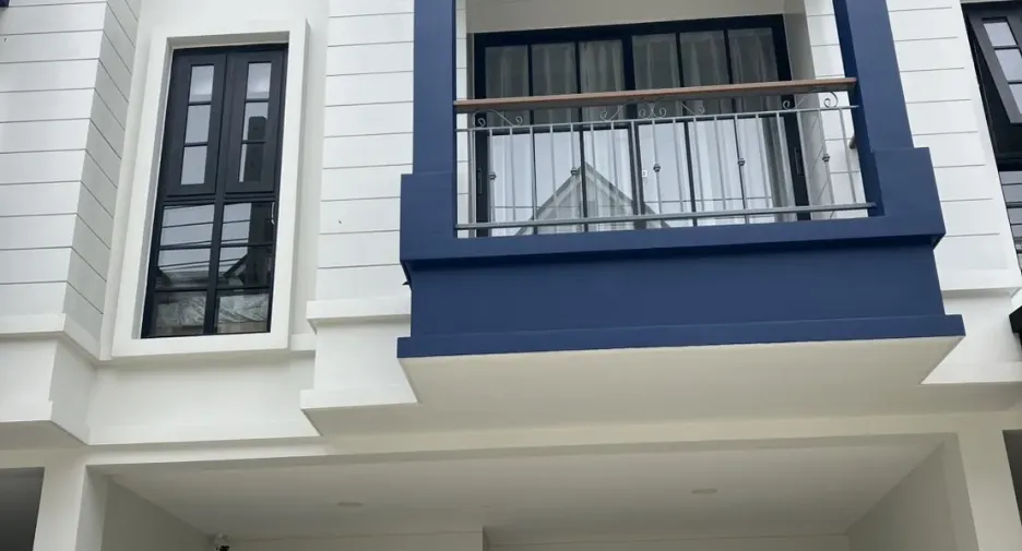 Casa adosada en venta de 4 habitaciones en Lak Si, Bangkok